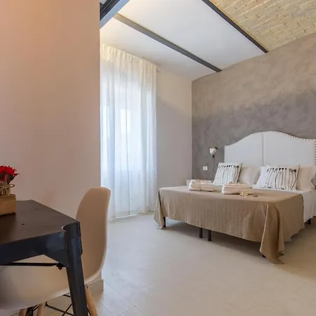 Al Faro Bianco E Con Parcheggio Bed and Breakfast Vasto