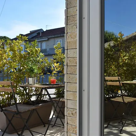 Bed and Breakfast Al Faro Bianco E Con Parcheggio 4*