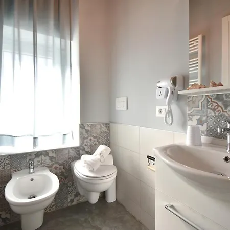 Al Faro Bianco E Con Parcheggio 4* Vasto