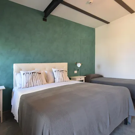 Al Faro Bianco E Con Parcheggio