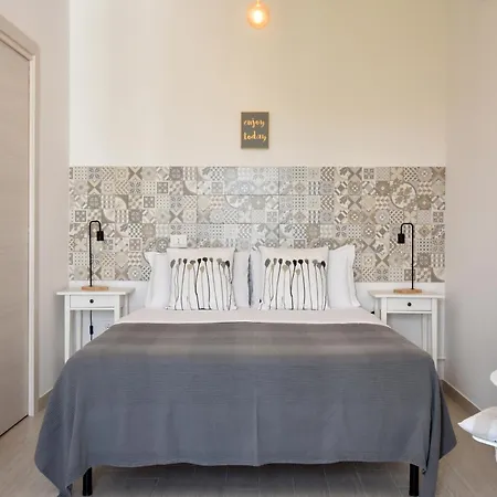 Bed & Breakfast Al Faro Bianco E Con Parcheggio Vasto