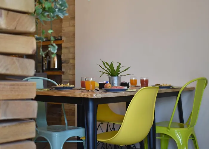 Bed & Breakfast Al Faro Bianco E Con Parcheggio