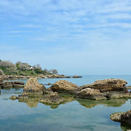 Al Faro Bianco * Vasto