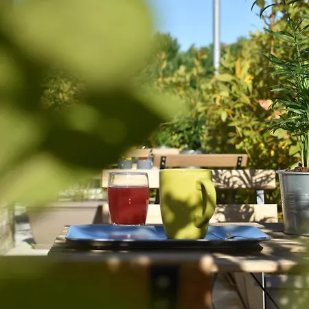 Al Faro Bianco E Con Parcheggio 4*