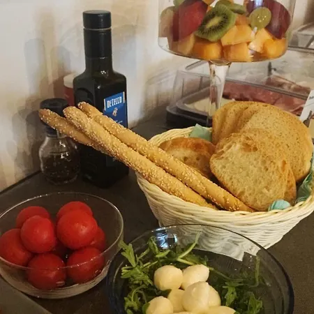 Al Faro Bianco E Con Parcheggio