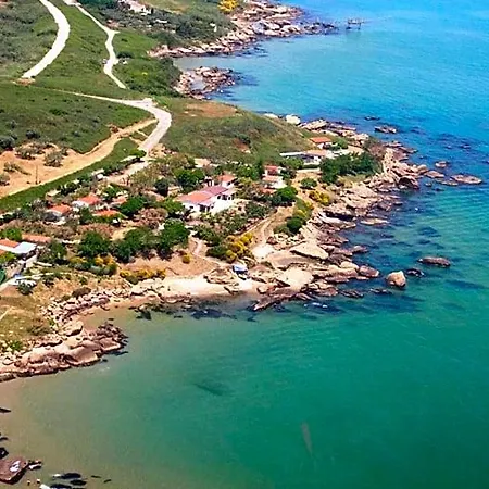 Bed & Breakfast Al Faro Bianco E Con Parcheggio 4*