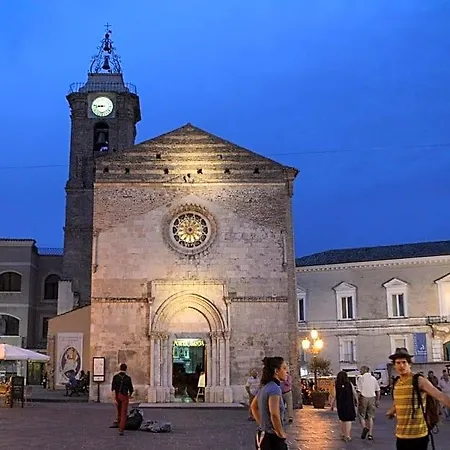 Al Faro Bianco E Con Parcheggio 4*