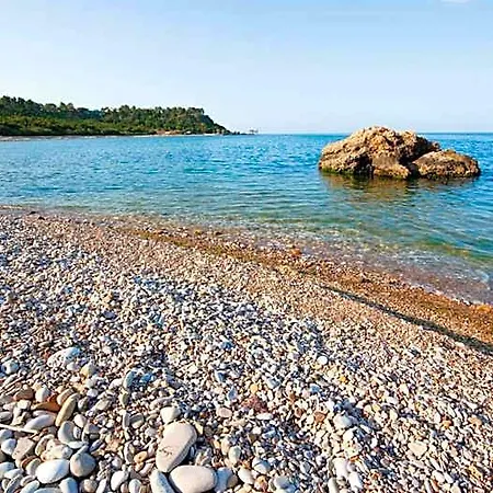 Bed & Breakfast Al Faro Bianco E Con Parcheggio 4*