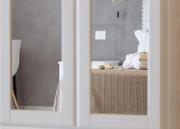 Al Faro Bianco E Con Parcheggio Bed & Breakfast Vasto