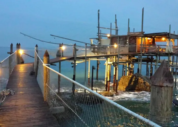 Al Faro Bianco E Con Parcheggio