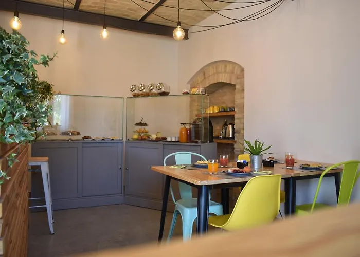 Bed & Breakfast Al Faro Bianco E Con Parcheggio 4*