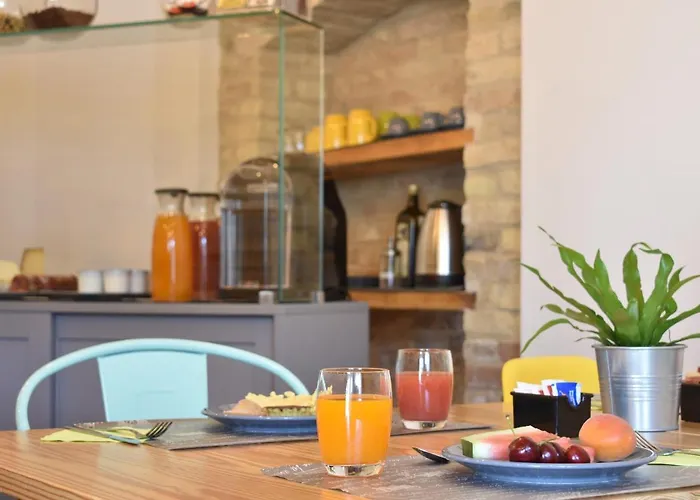 Al Faro Bianco E Con Parcheggio Bed & Breakfast Vasto