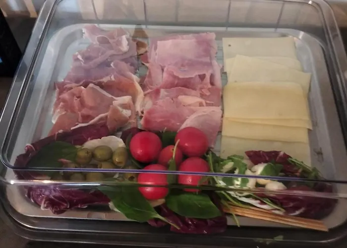 Al Faro Bianco E Con Parcheggio Oda ve Kahvaltı Vasto