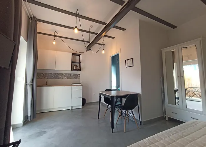 Bed & Breakfast Al Faro Bianco E Con Parcheggio 4*